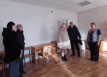 В приемный час. Депутаты Златоуста выявили нарушения в работе общественников