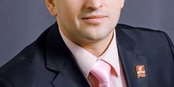 Златоуст поздравляет работников и ветеранов налоговых органов