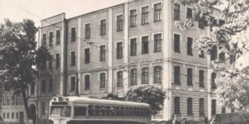Этот день в истории. В Златоусте началось строительство первых трамвайных путей