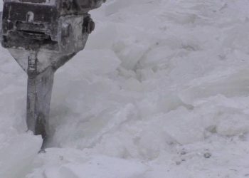 Клык-рыхлитель против ледяного панциря. Златоуст готовится к встрече большой воды