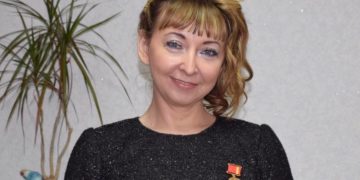 За безупречный труд. Старания соцработницы из Златоуста отметили на областном уровне