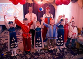 Разные, но вместе: День народного единства отметили малыши Златоуста