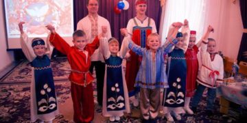 Разные, но вместе: День народного единства отметили малыши Златоуста