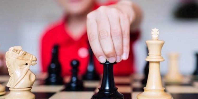 Игра поколений. В Златоусте подвели итоги серии шахматных турниров