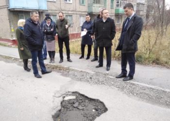 Ямочный объезд. Состояние дорог в Златоусте пропустили через комиссию