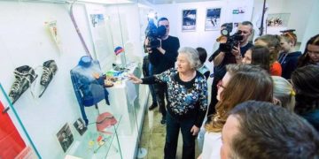 Крупным планом. Златоустовцы увидят премьеру фильма о прославленной землячке