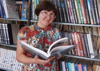 Укажет верный курс. Библиотекарь из Златоуста стала лучшей в областном конкурсе