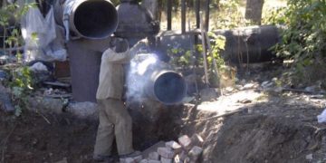 Полиэтилен на смену металлу. В Златоусте проходит масштабная замена водопроводных труб