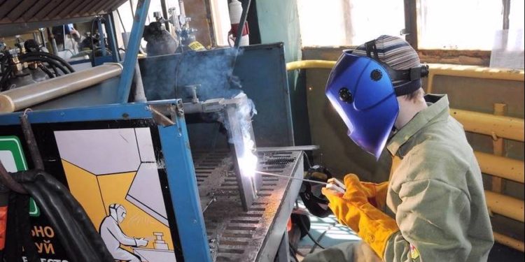 Предъявите skills-паспорт. В Златоусте выпускникам облегчили трудоустройство