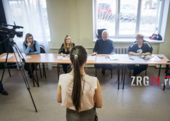 Устроил балл. В Златоусте состоялся смотр претендентов на звания «Мистер и Мисс Златоуст»