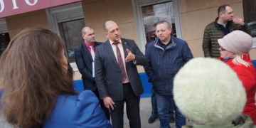 Критику не выдерживают. Глава Златоуста оценил качество уборки улиц и дорог