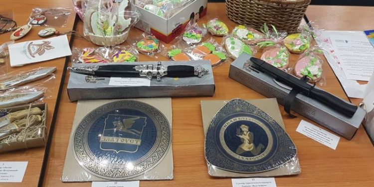 Знаковые моменты. Златоустовские сувениры оценили на всероссийском конкурсе