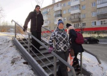 Пошаговый подход. В Златоусте назвали адреса ремонта межквартальных лестниц