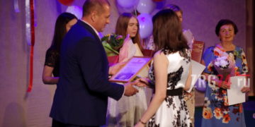 Высшая проба. В Златоусте состоялось чествование лучших выпускников