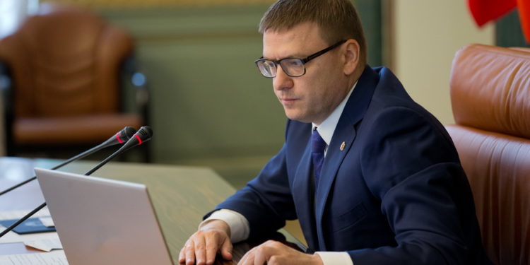 В режиме «моно». Алексей Текслер поручил разработать план по снижению безработицы