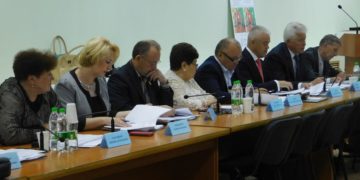 Они карьеру дали молодым. В Златоусте огласили имена новых почетных граждан