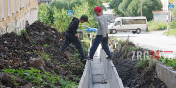 Стечение обстоятельств. На улице в районе Нового Златоуста обновили водоотводную систему