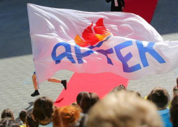 Счастливый билет. Школьницы из Златоуста выиграли путевки в «Артек»