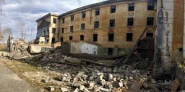 Приказано отчислить. В Златоусте под снос отправили здание бывшего политеха