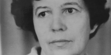 Первая моя. Златоустовцы поделились воспоминаниями о своем учителе