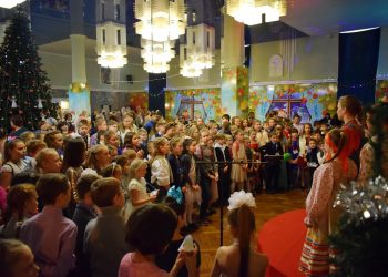 Новогоднее чудо. В Златоусте детям из малоимущих семей  раздадут бесплатные подарки
