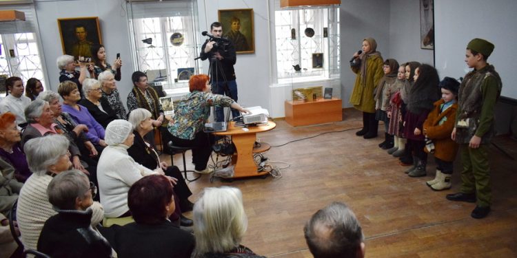 «Самое красивое слово — хлеб». В Златоусте устроили памятную встречу ко Дню снятия блокады Ленинграда