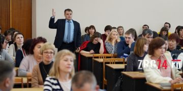 «Подразделение собирались закрывать». Представители филиала крупного университета в Златоусте озвучили вопросы мэру