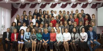 Всё началось с детства. Златоустовская школа №90 отмечает 75-летие