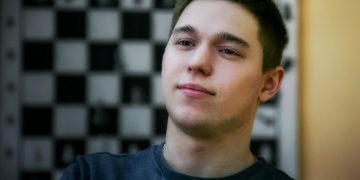 От лирики до рэпа. Златоуст отметил 93-летие литературного объединения «Мартен»