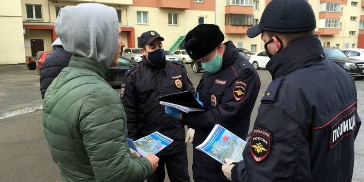 Оградят правовыми барьерами. В Златоусте усилили контроль за нарушителями режима изоляции
