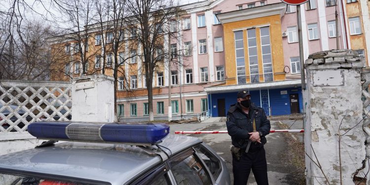 Набрали скорость. В Златоусте зафиксированы 28 новых случаев заболевания коронавирусом