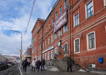 Нужны как воздух. В Златоусте за неделю освоили производство комплектующих для борьбы с коронавирусом