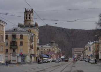 Посадили на диету. В Златоусте судебные приставы опечатали столовую из-за нарушения карантина