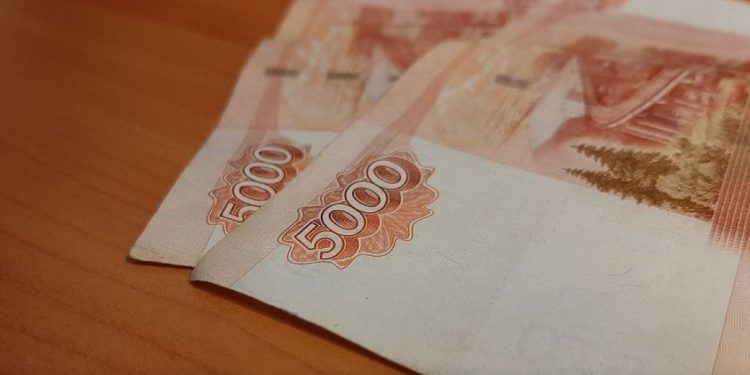 Большим на маленьких. Жителям Златоуста и Кусы направили почти 30 миллионов рублей на детские выплаты
