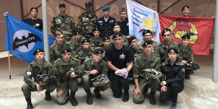 Строевым — в будущее. Златоустовский техникум впервые выпустил курсантов