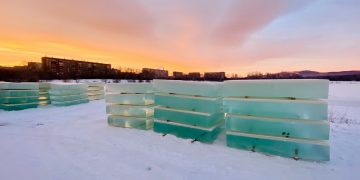 Лёд добыт. Для жителей Златоуста готовят новогодние площадки для активного отдыха
