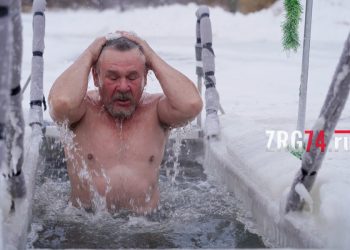 «Пусть утечёт всё плохое». Златоуст встретил Крещение купаниями и дежурствами