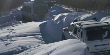 Порыв неотложных действий. Златоуст вместе с территориями Южного Урала пережил снежную бурю