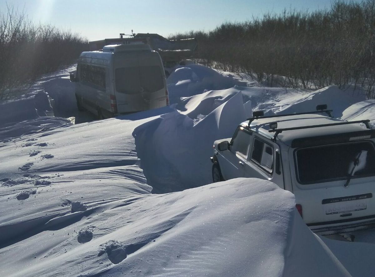 Буран челябинск. Челябинск буря снега. Снежный Челябинская область. Снежная буря в Челябинской области. Дороги после снегопада Агаповского района Челябинской области.