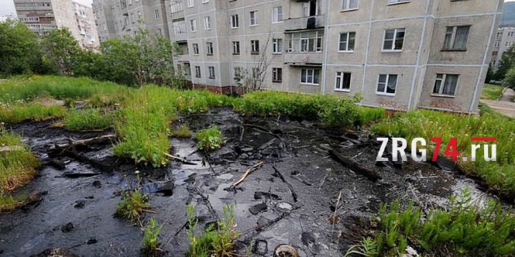 Прощай, черное озеро. В Златоусте рекультивируют хранилище мазута на 26 тысяч кубов