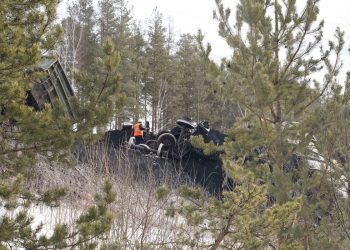 Черный день. Названы причины схода вагонов с углем на участке под Златоустом