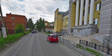 Новым слоем. В Златоусте объявили о ремонте еще двух дорог с плотным трафиком