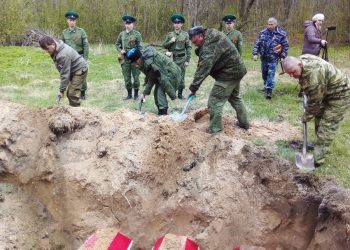 Обнаружили и опознали. Златоустовские поисковики рассказали об итогах «Вахты памяти» из Псковской области