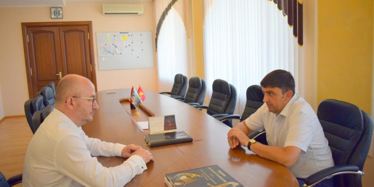 В центре внимания. Златоуст представил реализованные проекты в коммуналке и культуре высокопоставленным гостям