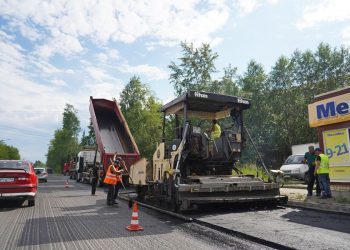 Златоуст не отстаёт. Губернатор потребовал ускорить ход благоустройства и дорожных работ в территориях