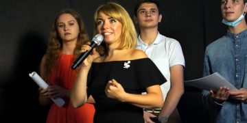 И сказка, и притча. Златоустовцам представили короткометражку «Бабка» (видео)