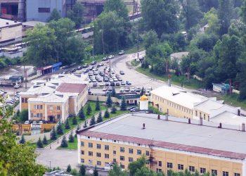 Рельсы в сторону. Руководство ЗМЗ в Златоусте вышло с идеями по благоустройству площади Металлургов