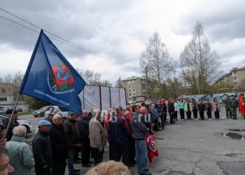 «Карманы» и переезды. В Златоусте дорожники приступили к обновлению проезжей части проспекта Гагарина