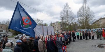 «Карманы» и переезды. В Златоусте дорожники приступили к обновлению проезжей части проспекта Гагарина