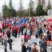 Во славу мира и труда. Первомайские гуляния вывели на улицы тысячи златоустовцев